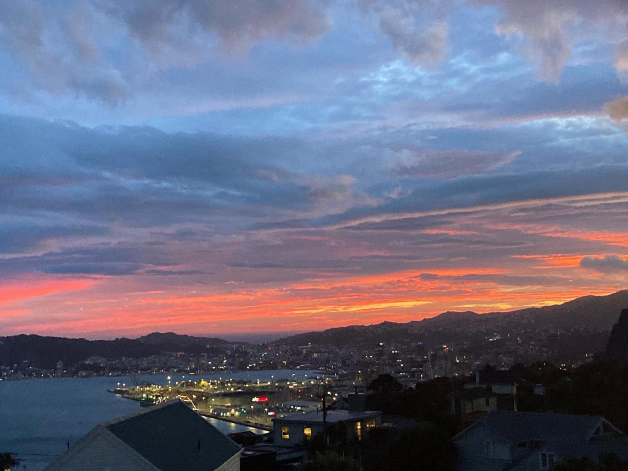Khandallah Harbour View Bnb Wellington Kültér fotó